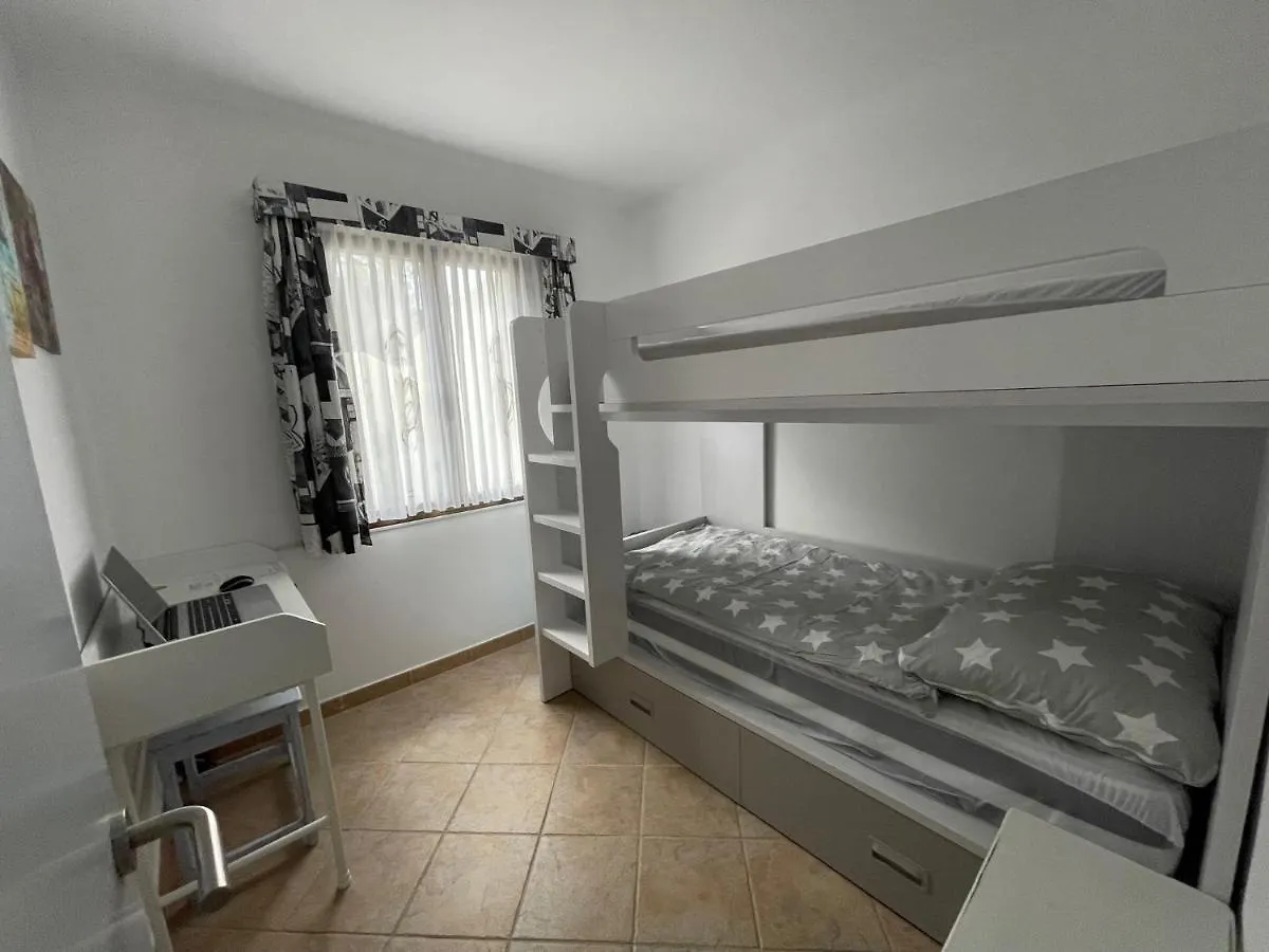 Gerry&Lotti Apartment Son Bou Spain